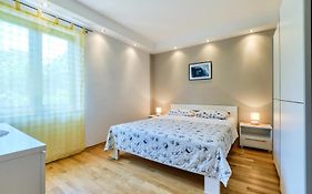Apartments Ady